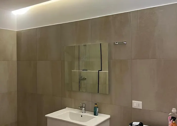 Escape Luxury 4 *
